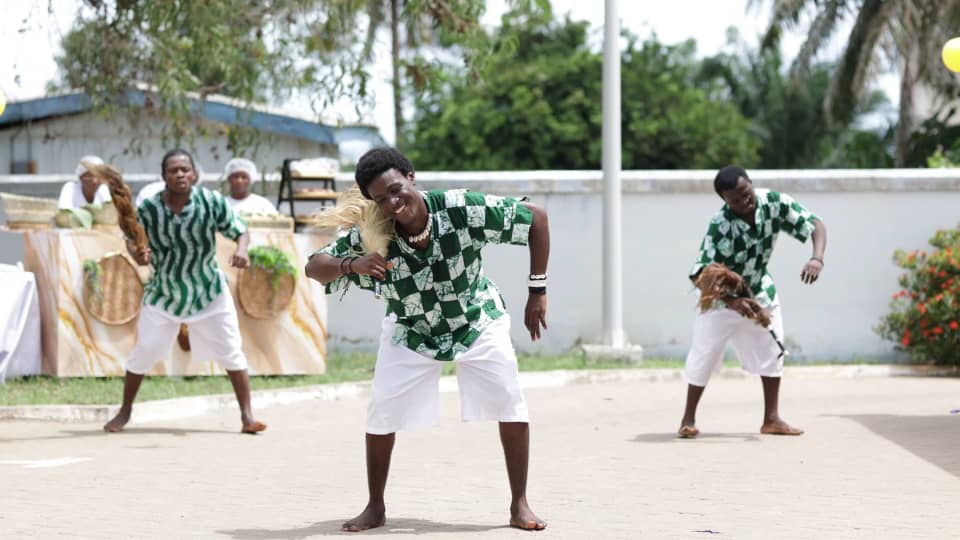 Borborbor dance circle